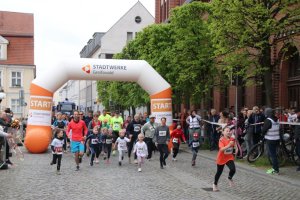 Bilder vom dm-Familienlauf 2023