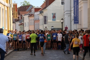 Bilder vom 8. Greifswalder Citylauf 2014 (Start)
